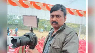 Jharkhand Crime: सरायकेला खरसावां जिले के चांडिल बाजार में अपराधियों ने दिनदहाड़े स्टूडियो मालिक को मारी गोली, टीएमएच रेफर