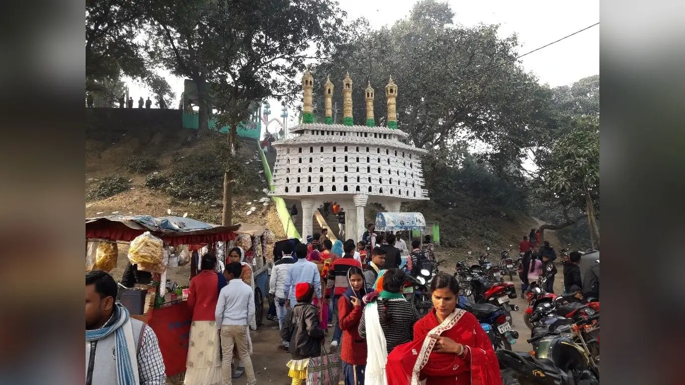 Katihar news : नववर्ष पर मनिहारी के गोगाबील झील, पीरमजार व गंगा तट पर पहुंचेंगे लोग