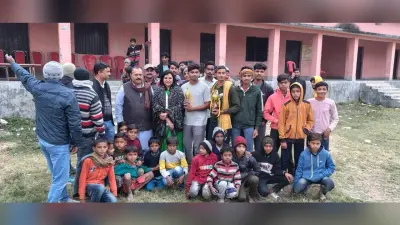 क्रिकेट टूर्नामेंट का फाइनल मुकाबला जीतकर सिवैसिंहपुर बना विजेता