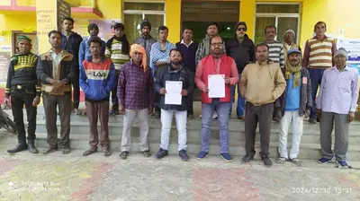 Giridih News :ओडिशा में काम करवा नहीं दिये पैसे, श्रम अधीक्षक से लगायी गुहार