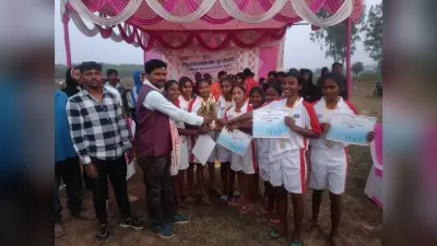 East Singbhum News : बालिका दौड़ में सुनीता और बालक में जितेन बना विजेता