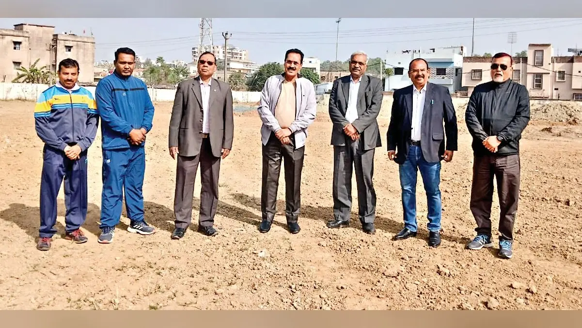 Education News : रांची विवि के खेल मैदान में स्टोर व चेंजिंग रूम बनेंगे, सुविधाएं बढ़ेंगी