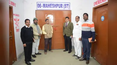 डीसी ने इवीएम वेयर हाउस का लिया जायजा
