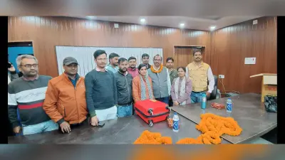 समारोह आयोजित कर सेवानिवृति सहायक प्रशासी पदाधिकारी को दी विदाई