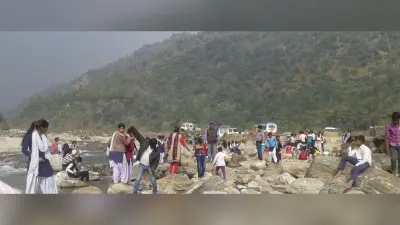 नये साल पर गुलजार रहे बंगाल व नेपाल के तराई क्षेत्र के पिकनिक स्पॉट