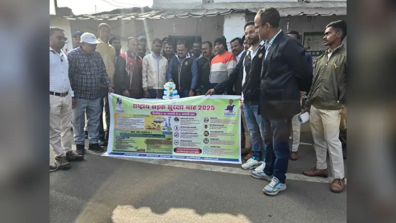 Bokaro News :राष्ट्रीय सड़क सुरक्षा माह के तहत चला जागरूकता अभियान
