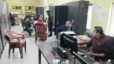 खबर का असर, प्रखंड कार्यालय में समय पूर्व सभी कर्मचारी उपस्थित