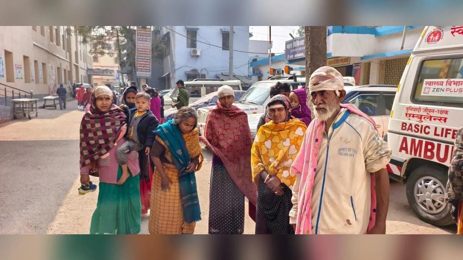 शराब बेचने का विरोध करने पर एक परिवार के चार महिला व दो पुरुष को पीटकर किया घायल