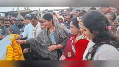 मुख्य पार्षद ने शहीद स्मारक स्थल का फीता काट कर किया उद्घाटन
