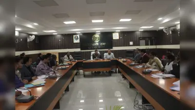 Jamshedpur news. सभी प्रखंडों में बनेंगे नये कल्याण छात्रावास, प्री मैट्रिक छात्रवृत्ति के लिए 33359 को जल्द भुगतान
