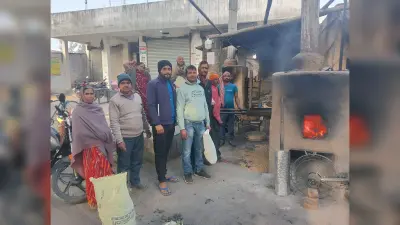 Giridih News :मकर संक्रांति को ले चूड़ा मिलों में उमड़ने लगी भीड़