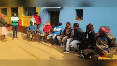Giridih News: पीड़ित परिवार से मिले पूर्व विधायक, दी सांत्वना