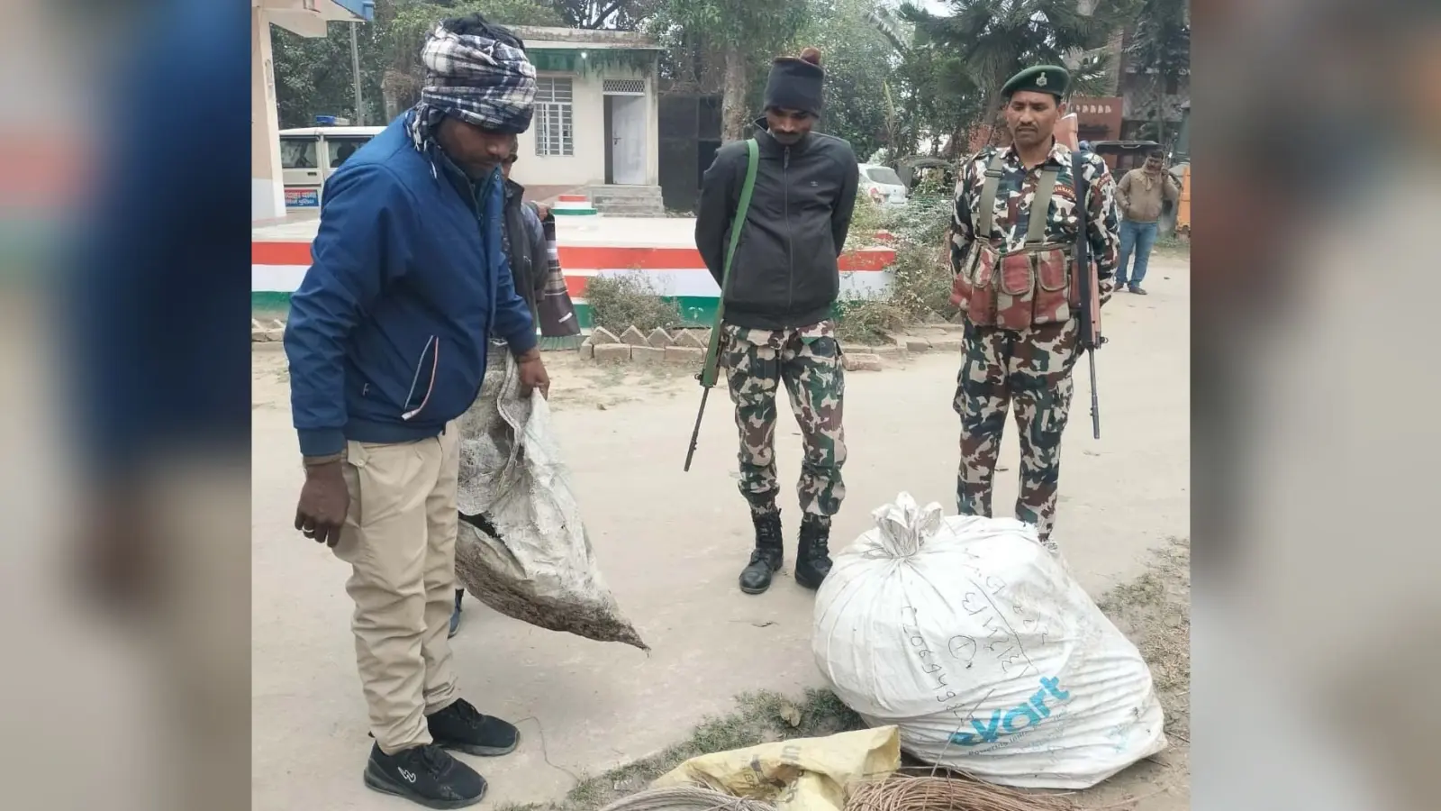 दो क्विंटल चोरी के तार के साथ दो गिरफ्तार, दो फरार