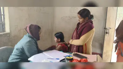 आंगनबाड़ी केंद्र पर लगाया गया टीकाकरण शिविर