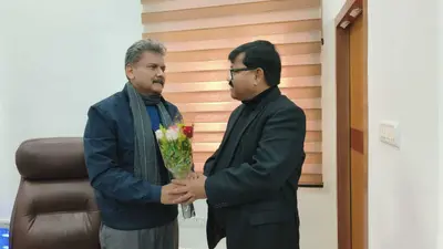 शिक्षा मंत्री से मिले जदयू के पूर्व विधायक मुजाहिद आलम, सौंपा मांग पत्र
