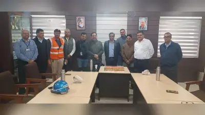 Jamshedpur News : लाइम प्लांट में रिकॉर्ड प्रोडक्शन, कर्मचारियों संग बांटी खुशियां