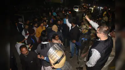 Jamshedpur News : सोनारी के नये एयरपोर्ट गोलचक्कर का नामकरण जयपाल सिंह मुंडा के नाम पर किया, हंगामा