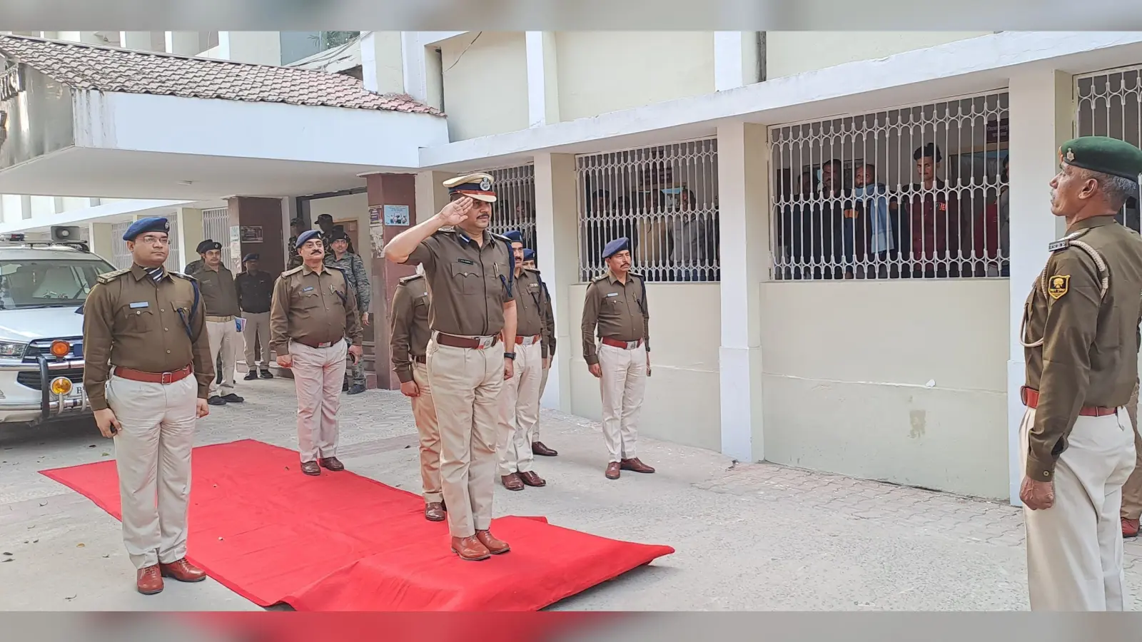 अपराध नियंत्रण, पुलिस की प्राथमिकता: डीआइजी