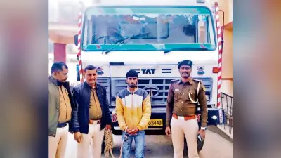 Gopalganj News : ट्रक में 227 कार्टन शराब लेकर जा रहा समस्तीपुर का तस्कर पकड़ाया