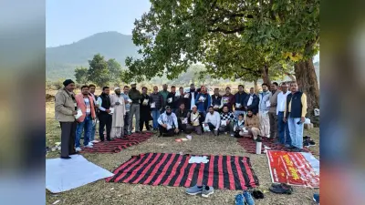 Chaibasa News : कम की गयीं छुट्टियों को वापस ले सरकार, नहीं तो राज्यस्तरीय आंदोलन