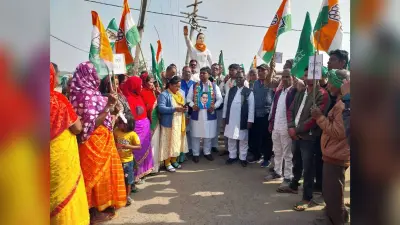 Bokaro News : कांग्रेसियों ने निकाली संविधान रक्षक यात्रा
