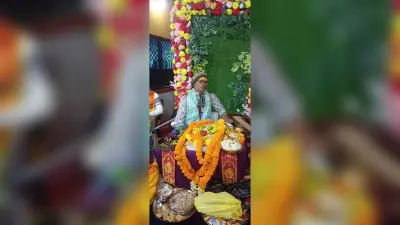 भगवान की बाल लीला घर-घर में दिखती है : विजय