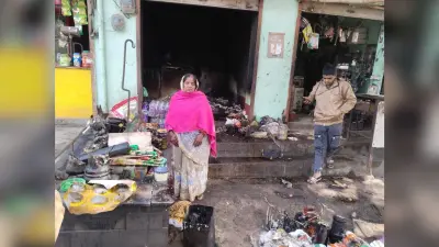 Gaya News : शॉर्ट सर्किट से परचून दुकान में लगी आग, लाखों का नुकसान