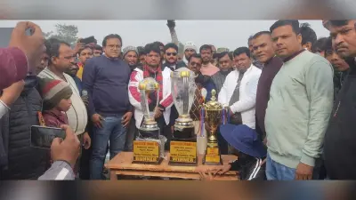 पूर्व मंत्री ने किया जिला स्तरीय क्रिकेट टूर्नामेंट का उद्घाटन