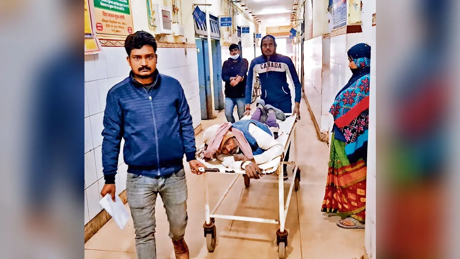 Chhapra News : जमीन के विवाद में फायरिंग, गोली लगने से मजदूर गंभीर