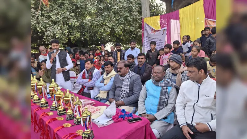 पार्वती, खुशी, आर्यन व गौरव मैराथन दौड़ में रहे अव्वल