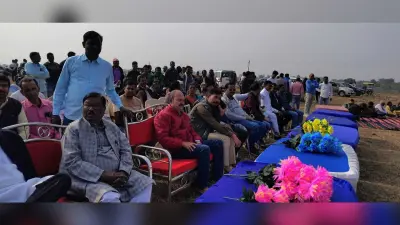 झामुमो कार्यकर्ताओं ने वनभोज का लिया आनंद