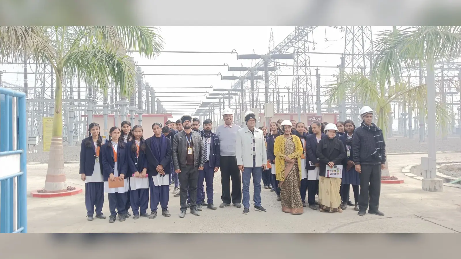 बालिका विद्यापीठ के विद्यार्थियों ने ली पावर ग्रिड के कार्य की जानकारी