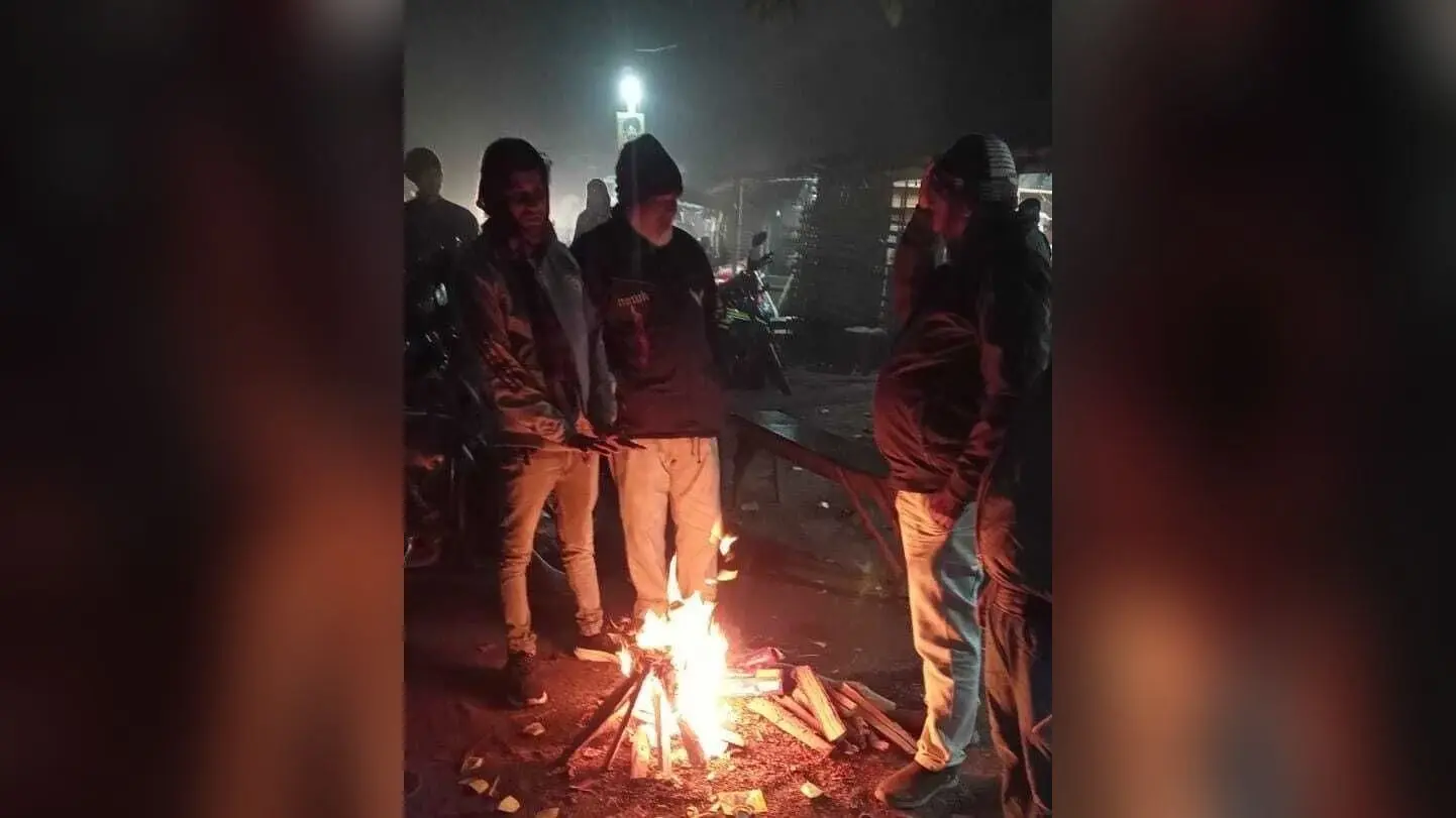 शहरी व ग्रामीण क्षेत्रों में अलाव की हुई व्यवस्था