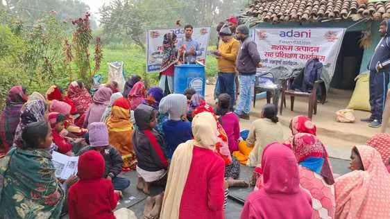 महिलाओं को आत्मनिर्भर बनाने की दिशा में कार्य कर रहा अदाणी फाउंडेशन