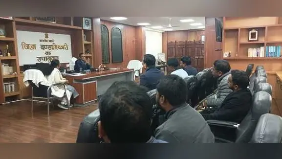 हितबंध व्यक्तियों को जारी करें नोटिस, ताकि यथाशीघ्र हो भुगतान