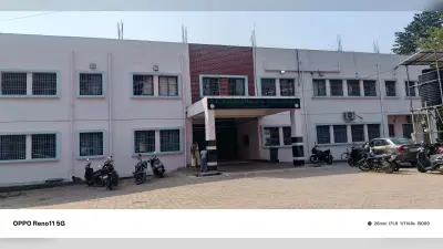 Chaibasa News : डॉक्टर की कमी से 2 साल से ऑपरेशन बंद, रोज 5-6 गर्भवती होती हैं रेफर