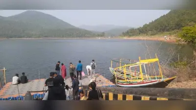 East Singhbhum News : बुरुडीह डैम व धारागिरि झरना में सुविधाएं नहीं, मायूस हो लौट रहे पर्यटक