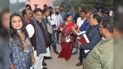 Dhanbad News:अधिकारी व पूर्व जनप्रतिनिधि ने राशि की कर ली है बंदरबांट – रागिनी सिंह