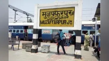 शिकायत की तो चलती ट्रेन में टीटीइ ने यात्री को धमकाया