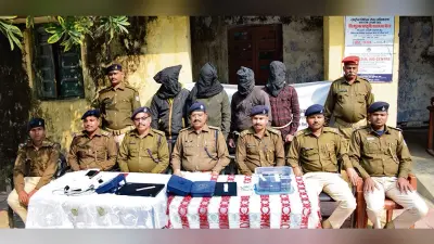 Dhanbad News : तेलंगाना के कुख्यात रेड्डी अन्ना गैंग के लिए काम करते हैं तपोवन कॉलोनी में पकड़े गये साइबर अपराधी