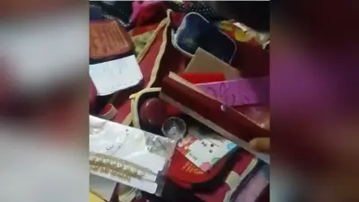 बंद घर से 11 लाख की संपत्ति चोरी