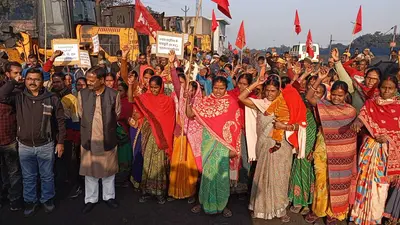 दो दिन की हड़ताल से आठ करोड़ का नुकसान