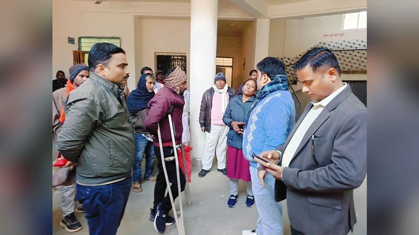 लोगों को सुविधाओं का लाभ देने में न करें कोताही: एसडीएम