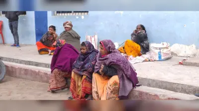 पछुआ हवा ने बढ़ायी कनकनी, शाम ढलते ही सूनी पड़ीं सड़कें