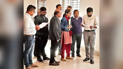 Rourkela News: राजगांगपुर दौरे पर पहुंचे जिलापाल, सरकारी परियोजनाओं का किया निरीक्षण, कार्य तेजी लाने का दिया निर्देश