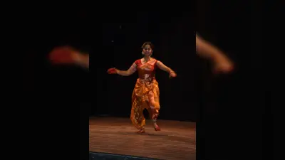 Ranchi News : रांची वीमेंस कॉलेज में युवा महोत्सव नवरंग का शानदार आगाज
