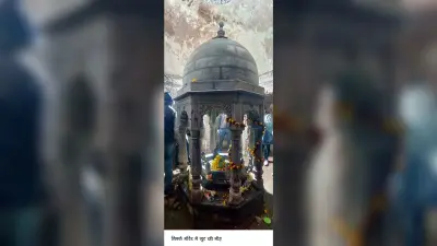पटना सिटी में जमीन से निकला मंदिर और शिवलिंग के दर्शन को जुट रही भीड़