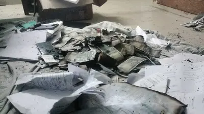Patna News : मेडिकल छात्र के कमरे से मिले 10 लाख रुपये के जले हुए नोट व नीट के एडमिट कार्ड