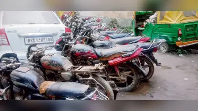 Patna News : चार गैरेज से 70 बाइकें हुईं बरामद, 60 निकलीं चोरी की