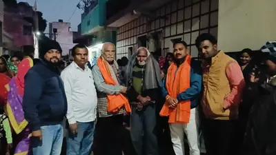 Jamshedpur News : सोनारी में भाजपा ने बांटे सांसद से मिले 100 कंबल